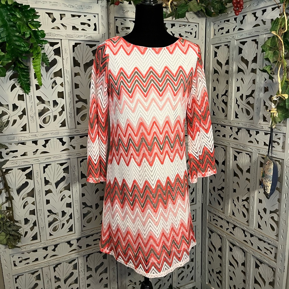 TACERA TERRIFIC CORAL PINK & WHITE CHEVRON PATTERN LONG SLEEVE CROTCHET DRESS